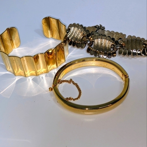 Vintage Gold Bracelet Trio Chunky Bangle - Picture 1 of 8